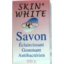Savon SKIN WHITE éclaircissant gommant antibactérien